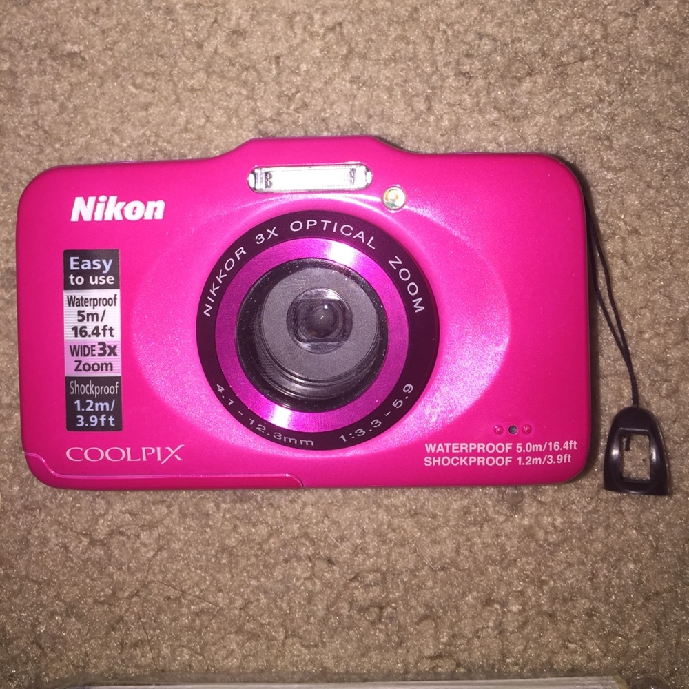Pink Nikon coolpix s31 waterproof camera