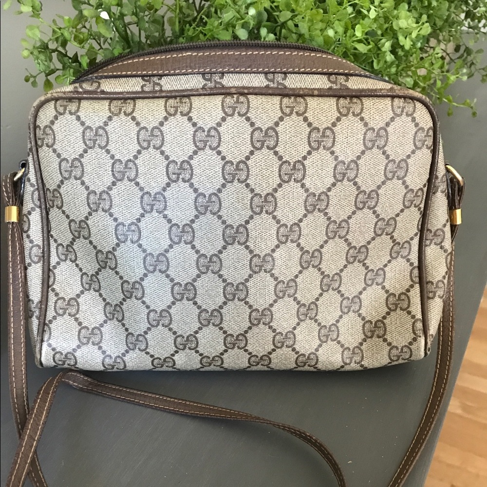 Vintage Gucci cross body