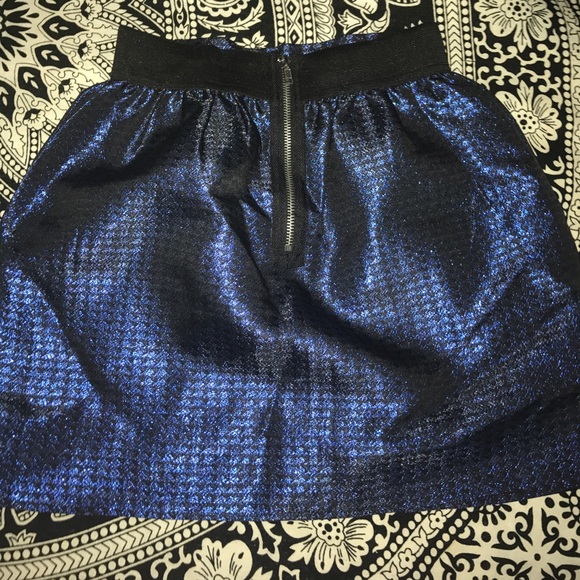 blue houndstooth skirt - Picture 2 of 2