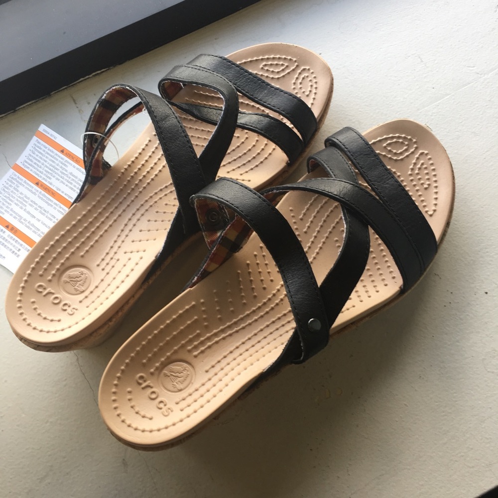 Ladies Black wedges