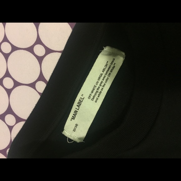 Off White Printed Sleeve Sweatshirt Brand New - Picture 4 of 6