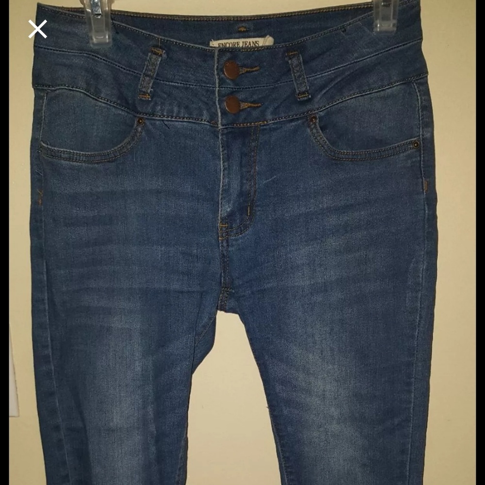 High Waisted Jegging