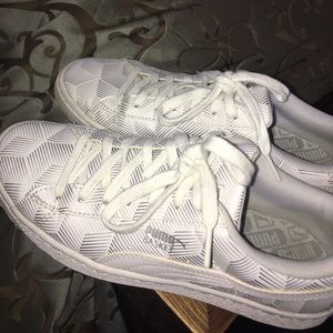 Puma sneakers