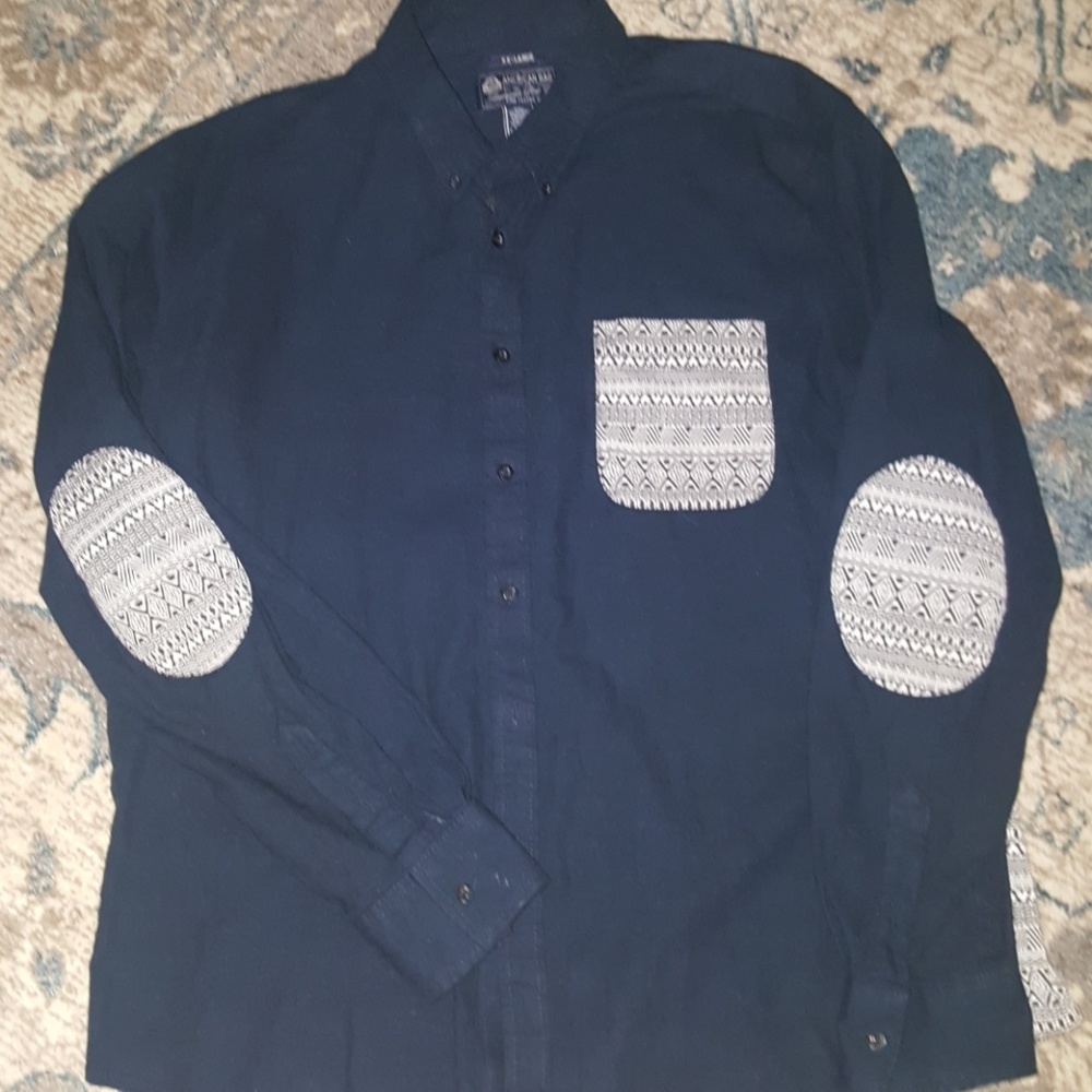 2 causal  button shirts