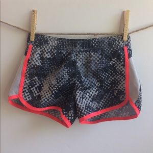 OLD NAVY girls active shorts