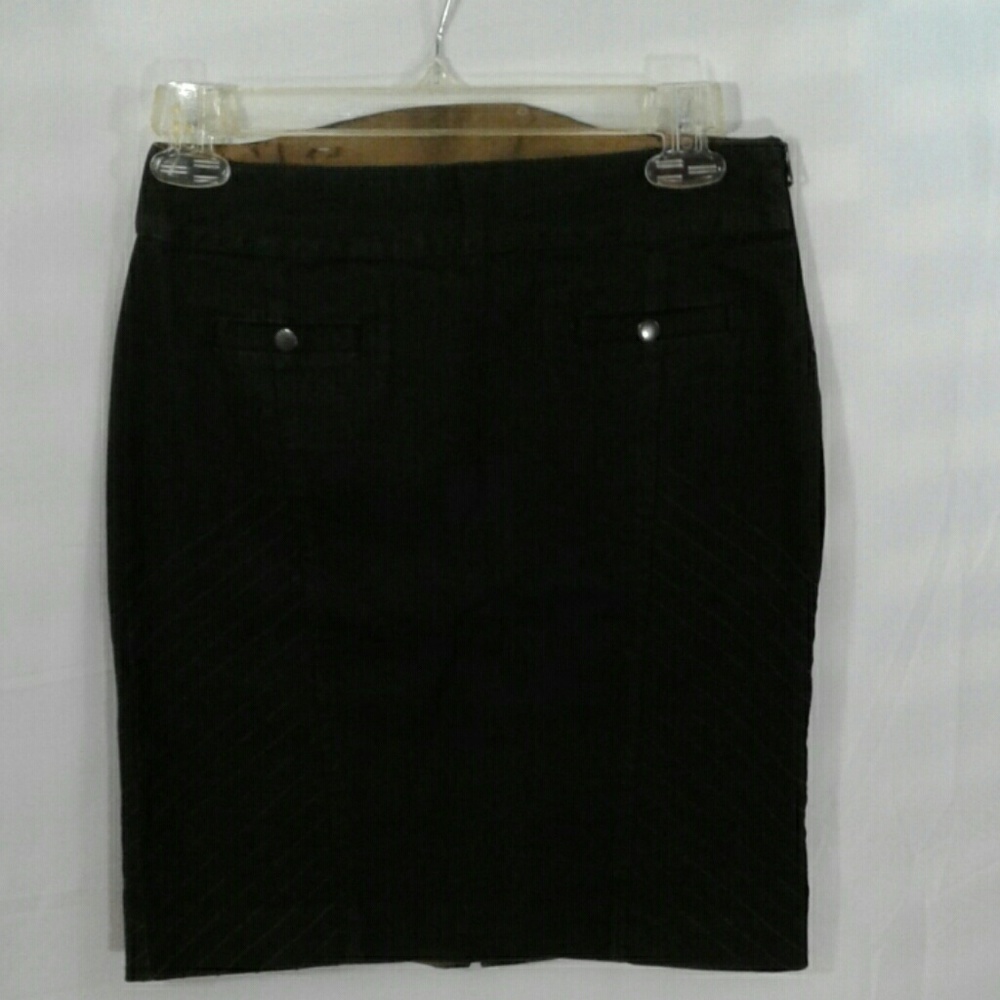 AX Armani Exchange Size P0 black denim skirt