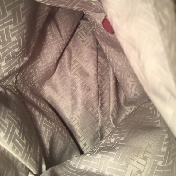 COLE HAAN Large Raspberry Leather Tote 👜 - Picture 3 of 8