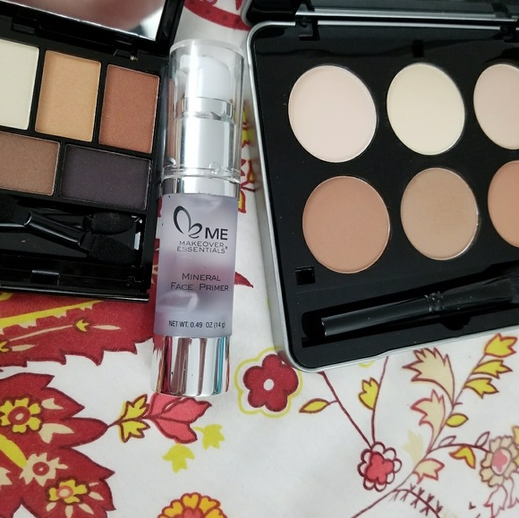 Makeover Essentials Contour Kit - Picture 5 of 5
