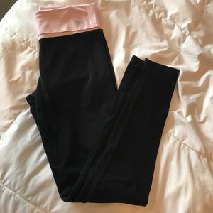 NWOT Victoria's Secret PINK yoga leggings.