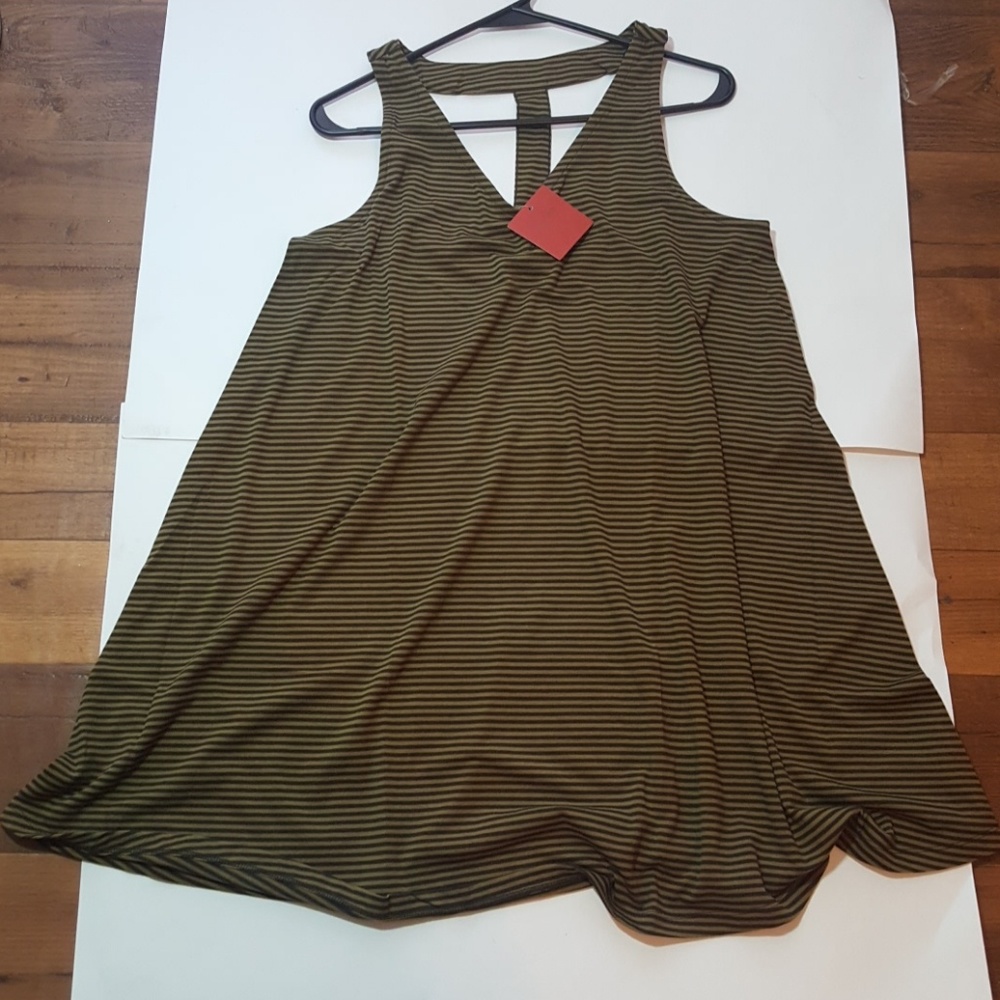 Mossimo Woman's olive t shirt dress