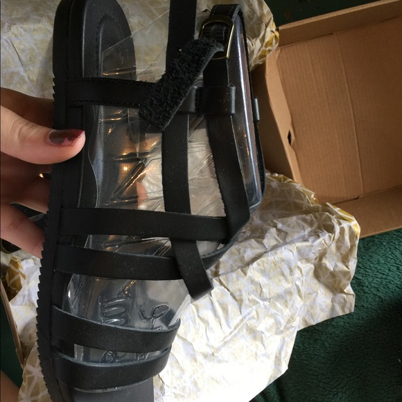 BRAND NEW Tevas - Picture 2 of 4