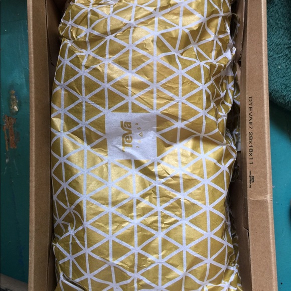 BRAND NEW Tevas - Picture 4 of 4