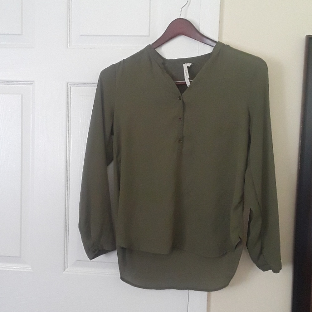 Green blouse