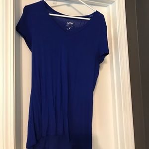 Modern essentials v-neck tee!