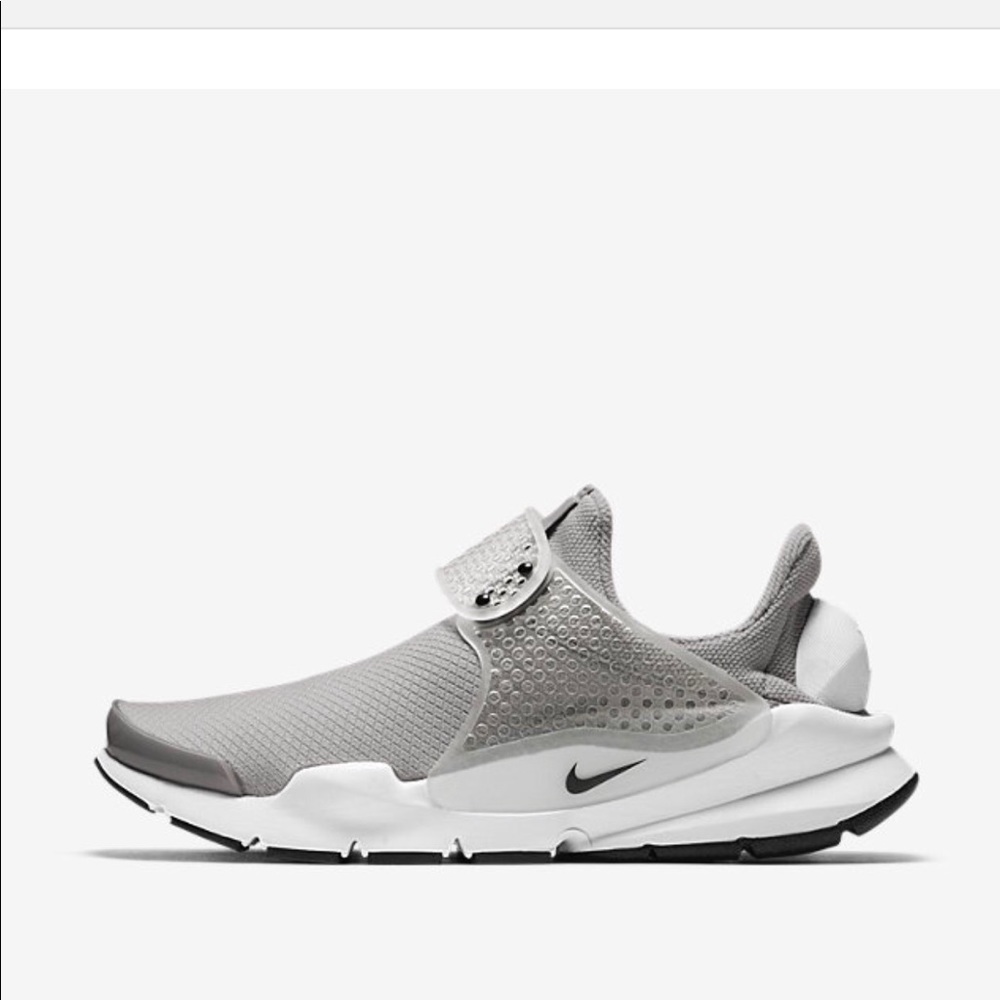 Women's Nike Sock Dart