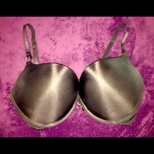 Bombshell Victoria Secret Bra