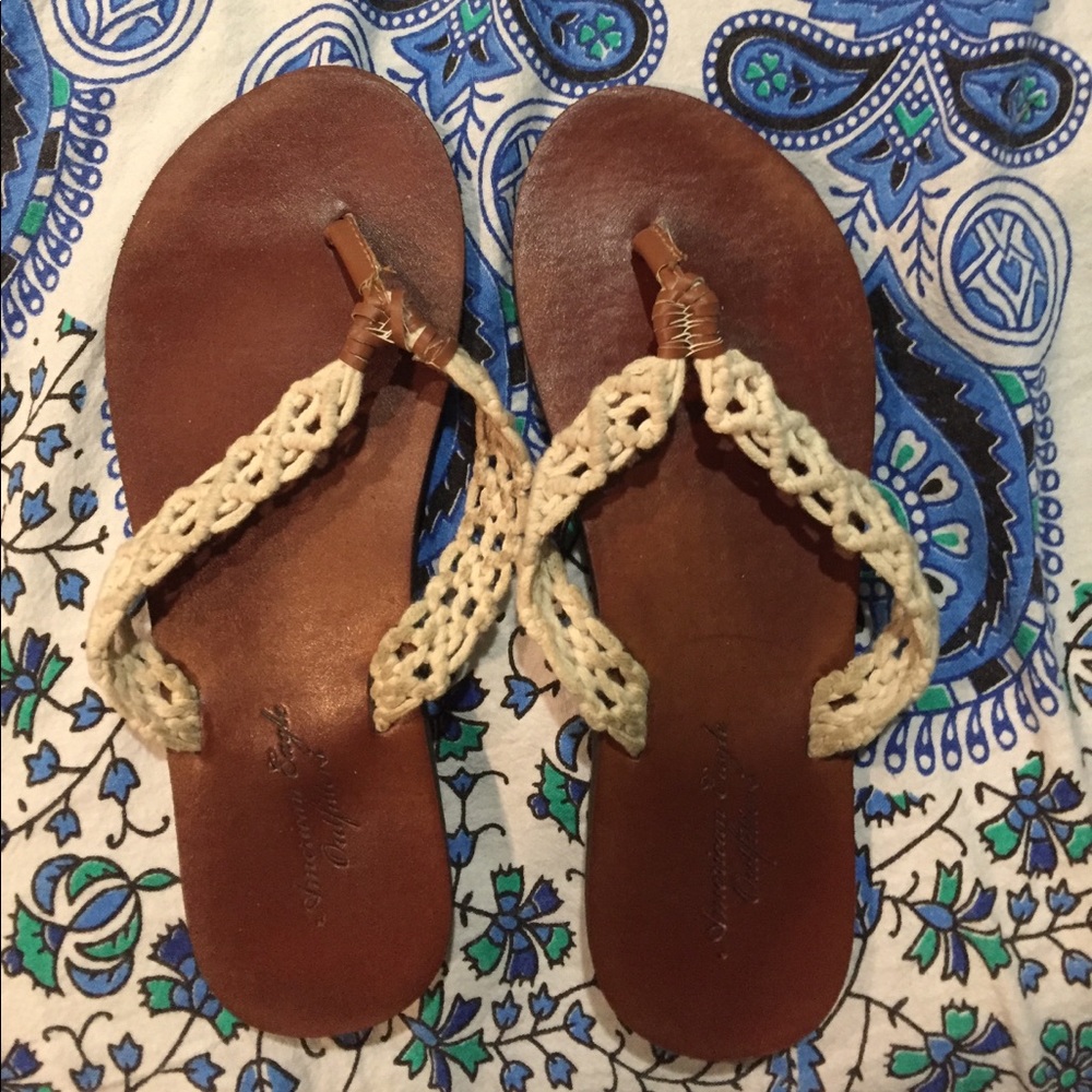 American Eagle Flip Flops