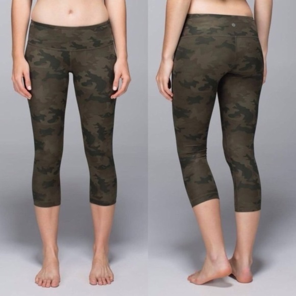 Lululemon rare camo cropped leggings
