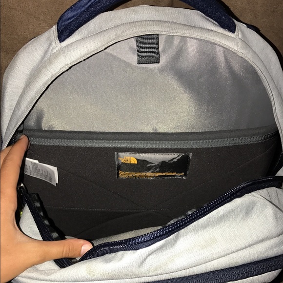 North face backpack - Picture 4 of 4