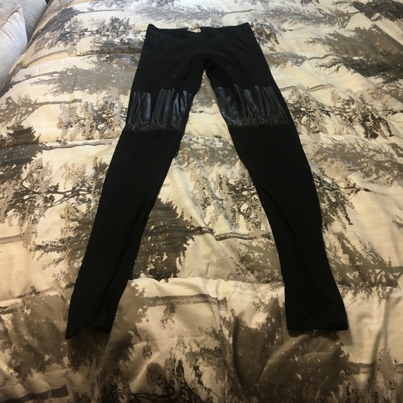 Bozzolo Pants - Bozzolo leggings with like leather patches