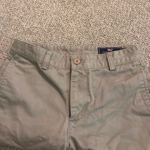 Boys vineyard vines flat front twill shorts