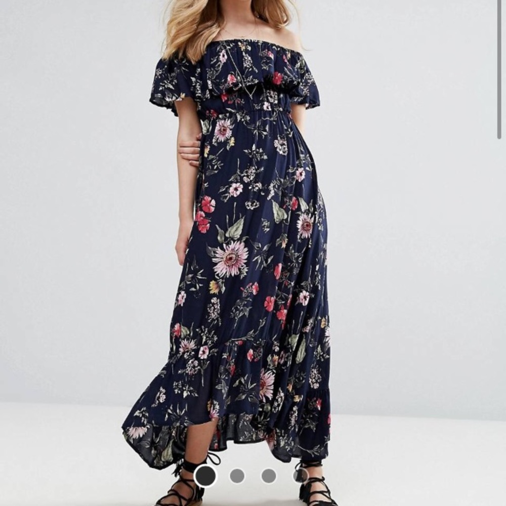 🎉8/17 HOST PICK🎉Bardot Floral Print Maxi Dress