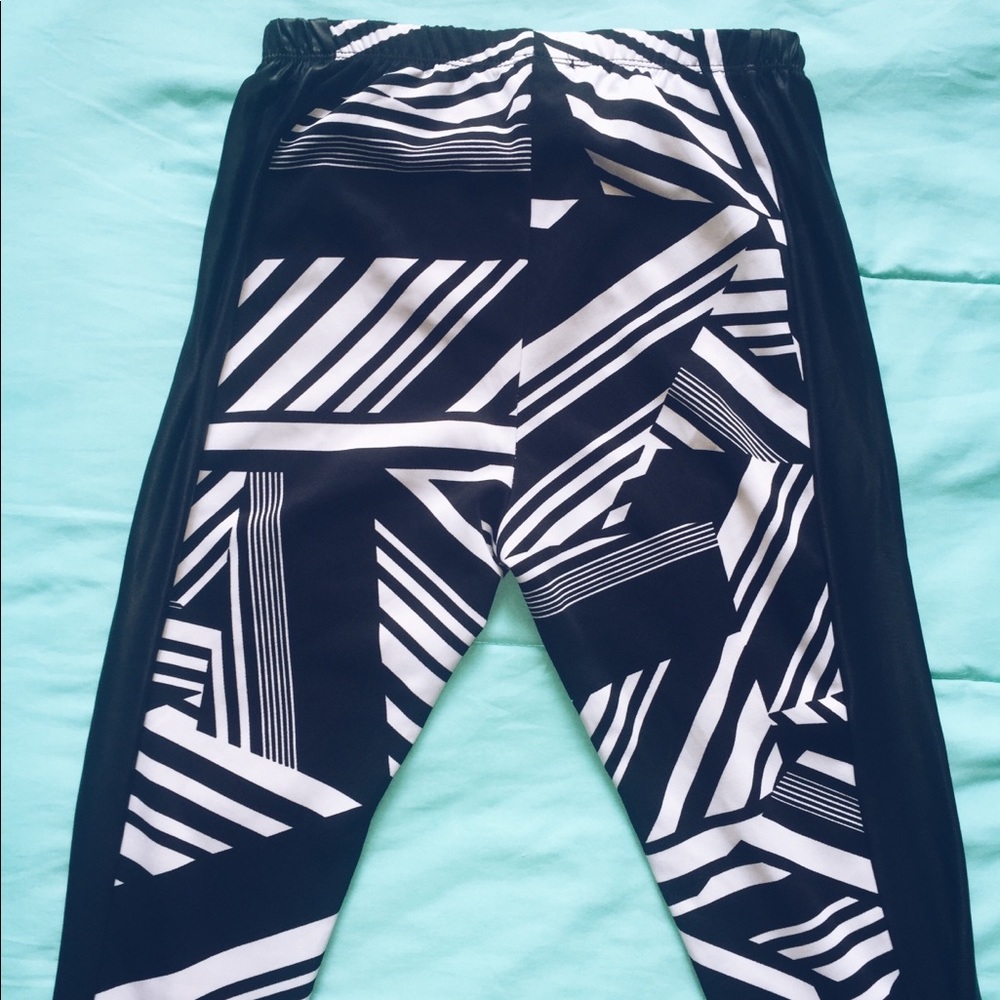 black and white leggings