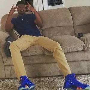 Meet your Posher, Hector