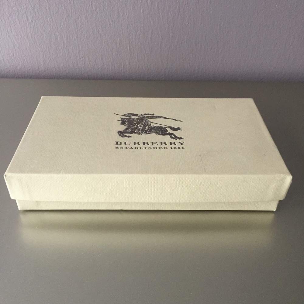Burberry Box