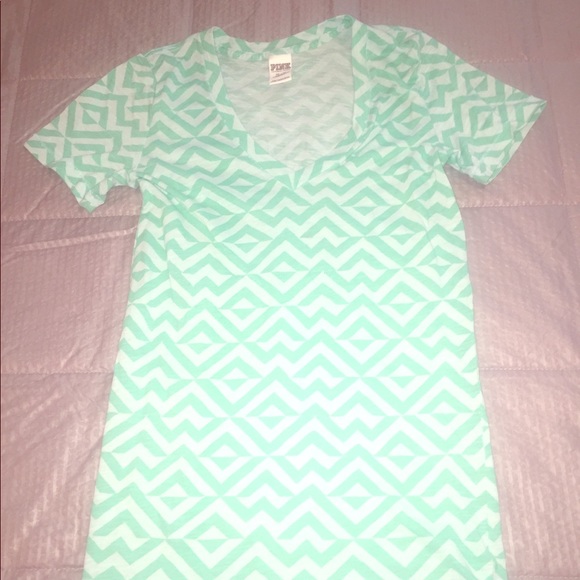 PINK Victoria Secret T-shirt - Picture 1 of 4