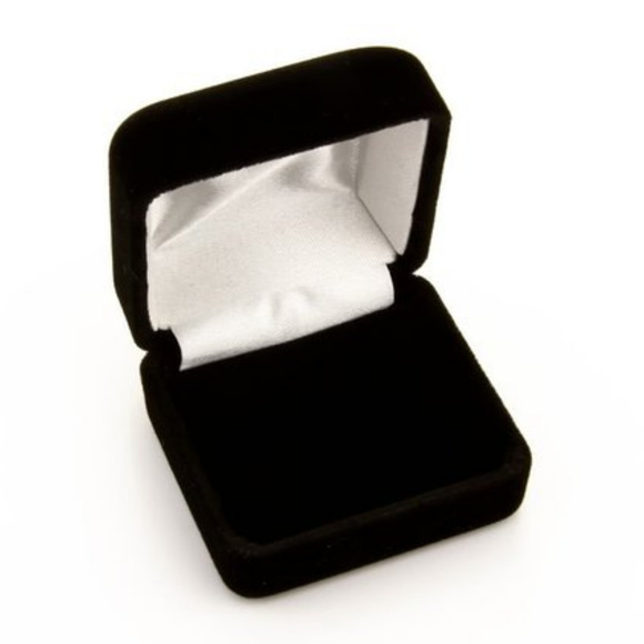 14k gold plated Men's Wedding Band - Picture 3 of 8