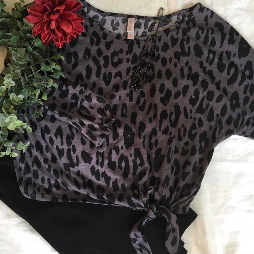 Xhilaration XS Leopard Print Crop Top w/ Tie Front