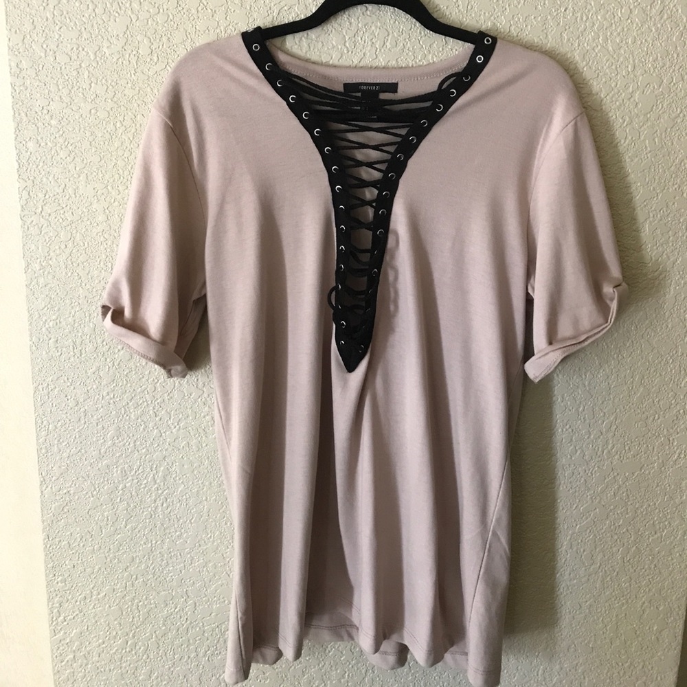 Forever 21 oversized lace up t-shirt