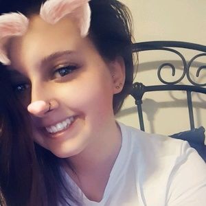 Meet your Posher, Sierra