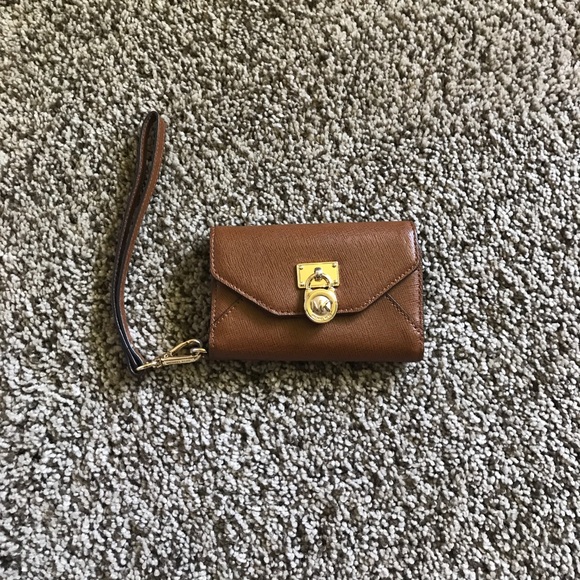 iPhone 4(s) Michael Kors Phonecase/Wallet - Picture 1 of 3