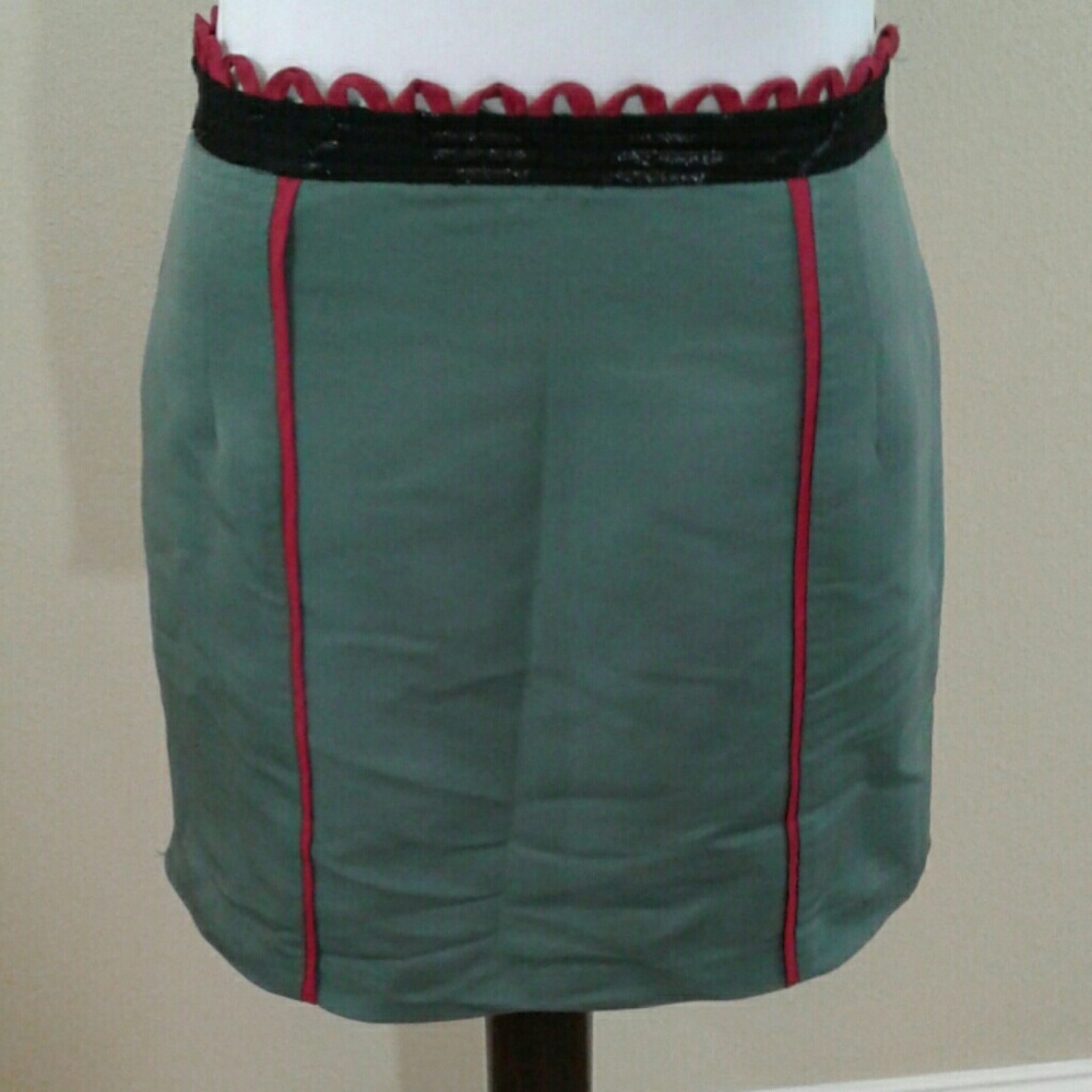 TWELVE BY TWELVE size small petite skirt Mini