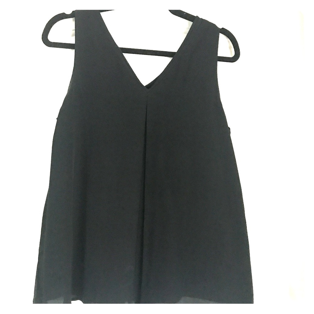 Theory all black vneck sleeveless tank