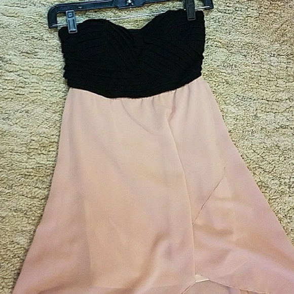 Black and nude strapless highlow - Picture 2 of 4