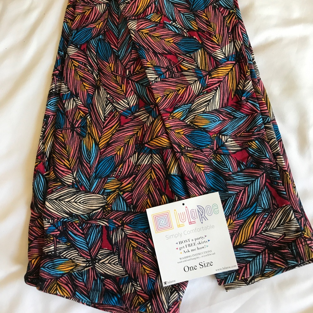BNWT LLR OS UNICORN NEON FEATHER LEGGINGS!