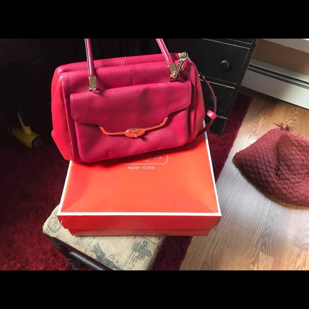 Coach Madison Madeline East/West Satchel/pink EUC