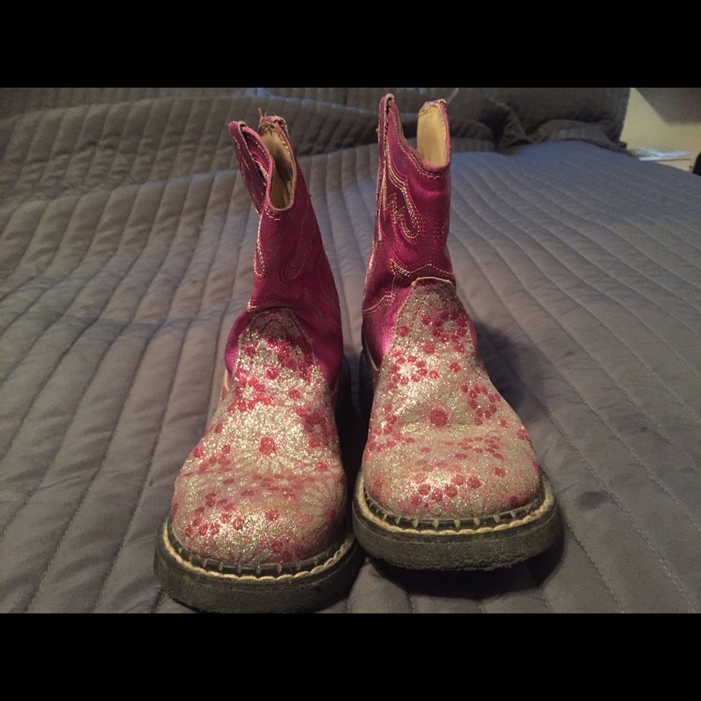 Roper boots so sparkly!!!