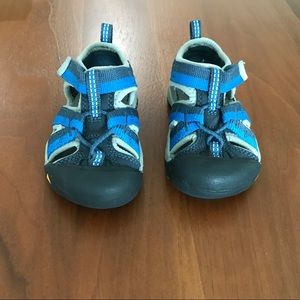 Keen toddler sandals size 5
