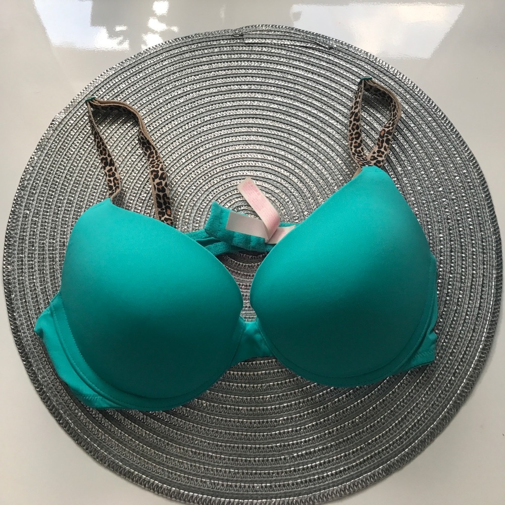 VS Pink Push Up Bra
