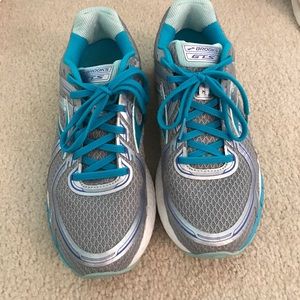 Brooks Running shoes