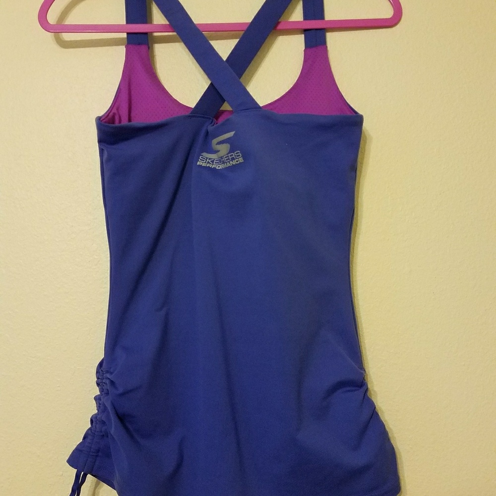 NWOT Skechers Performance Top