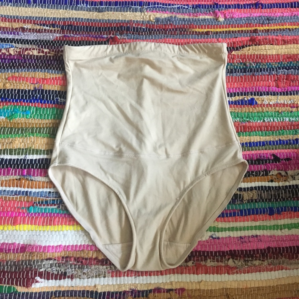 Medium Flexees Maidenform Spanx