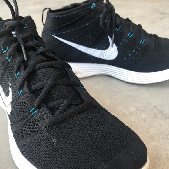 nike flyknit chukka lunarlon