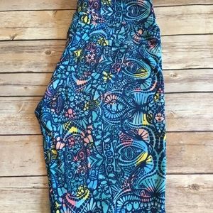 Lularoe Blue Tiki Paisley UNICORN Legging print OS