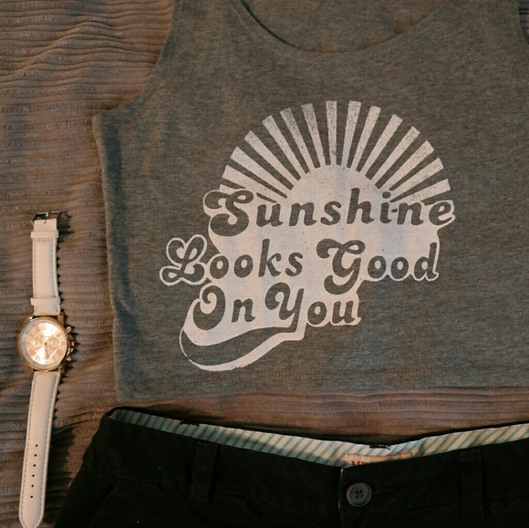 XS/S Gray Sunshine Crop Tank Top - Picture 4 of 5