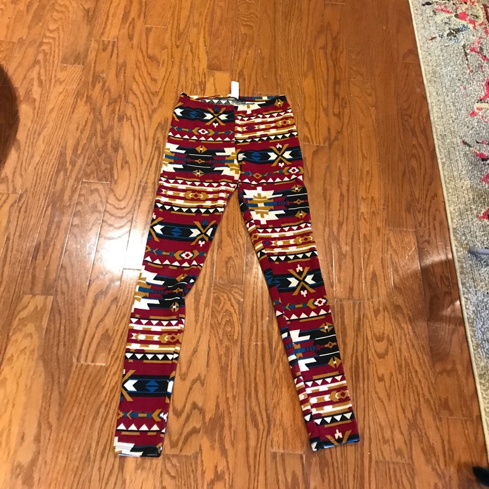 Aztec print leggings